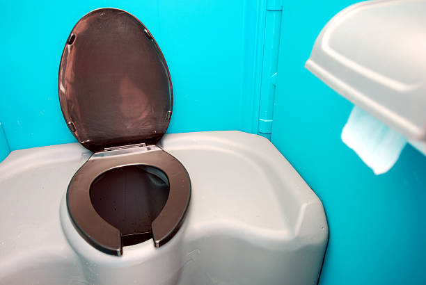Best Portable toilet rental cost  in Schoolcraft, MI
